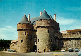 Automobiles - Guérande - La Porte Saint-Michel - Carte Neuve - CPM - Voir Scans Recto-Verso - Passenger Cars