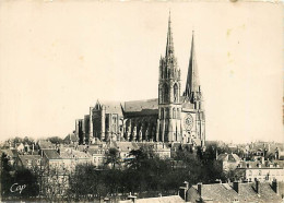28 - Chartres - La Cathédrale - Mention Photographie Véritable - Carte Dentelée - CPSM Grand Format - Voir Scans Recto-V - Chartres
