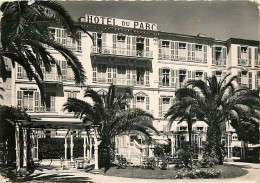 06 - Menton - Hotel Du Parc - L'hôtel Et Le Jardin - Mention Photographie Véritable - Carte Dentelée - CPSM Grand Format - Menton