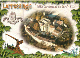 32 - Larressingle - L'enceinte De La Plus Petite Cité Fortifiée De France Vue Du Ciel - Vue Aérienne - Illustration - Tr - Other & Unclassified