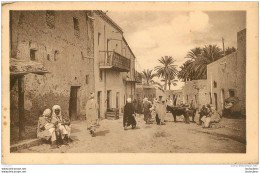 DANS UN VILLAGE DU SUD  COLLECTION L'AFRIQUE R. PROUHO HUSSEIN DEY - Andere & Zonder Classificatie