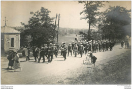 CARTE PHOTO   CEREMONIE DE VILLAGE DEFILE - A Identificar