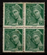 FRANCE    -   1938 .   Y&T N° 411 En Bloc De4.  Tache Sur Casque 1er Timbre - Unused Stamps