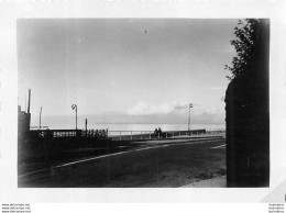 VILLERS SUR MER EFFET DE NUAGE SUR LA MER LA COTE DU HAVRE PHOTO ORIGINALE FORMAT 8.50 X 6 CM - Plaatsen