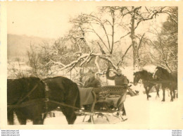 PHOTO SOLDATS DE LA WEHRMACHT WW2 NEIGE CHEVAUX ET TRAINEAUX    10 X 7 CM - Weltkrieg 1939-45