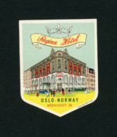 Etiquette D'Hôtel. à Coller Sur Les Valises Forme D'écusson   Regina  Hôtel  Oslo-Norway Radhusgt 26 - Hotel Labels