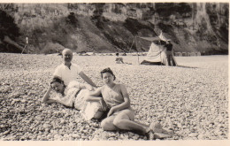 Photographie Photo Vintage Snapshot Nice Plage Galet - Lieux