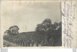 CARTE PHOTO ALLEMANDE GROUPE DE SOLDATS ALLEMANDS 1916 AVEC TEXTE AU VERSO - War 1914-18