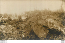 CARTE PHOTO ALLEMANDE   GROUPE DE SOLDATS ALLEMANDS - Andere & Zonder Classificatie