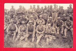 Milit-996Ph112  Carte Photo, Un Groupe De Militaires Dans La Nature, Col 51 - Other & Unclassified