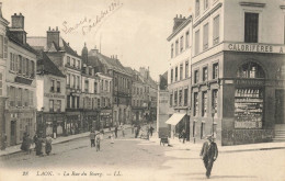 Laon * La Rue Du Bourg * Café Des Voyageurs * Fumisterie * Commerces Magasins - Laon