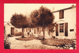 F-17-Ile D'Oleron-184A28  Saint Pierre, La Maison Des Aieules, Cpa BE - Ile D'Oléron