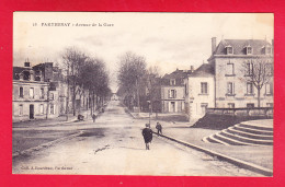 F-79-Parthenay-26A28  Avenue De La Gare, Cpa BE - Parthenay