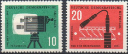 Allemagne De L' Est , DDR  Journée Du Timbre 1961 XX - Unused Stamps