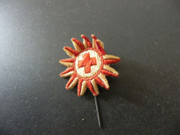 Old Pin Schweiz Suisse Svizzera Switzerland - Redcross Rotes Kreuz Croix Rouge Genève - Zonder Classificatie