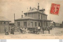 PONT L'EVEQUE LA GARE ET ATTELAGE - Pont-l'Evèque