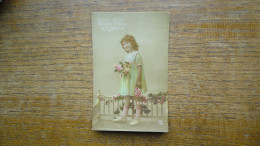 Ancienne Carte De Bonne Fête , Petite Fille - Sonstige & Ohne Zuordnung