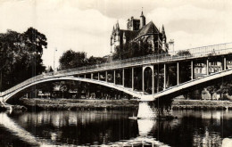 France > [89] Yonne > Auxerre - La Passerelle Et La Cathédrale - 7611 - Auxerre