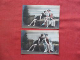 Lot Of 2 Cards.   Couple Bathing Suits Romance.    Ref 6402 - Couples