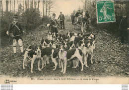 CHASSE A COURRE DANS LA FORET D'ORLEANS LE RELAIS DES CHIENS - Sonstige & Ohne Zuordnung