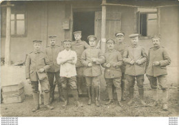 CARTE PHOTO ALLEMANDE 14-18  SOLDATS ALLEMANDS REGIMENT N°256  EN 1918 - War 1914-18