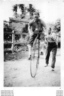 VELO GRAND BI BICYCLETTE PHOTO ALLEMANDE 8.50 X 6 CM - Cyclisme