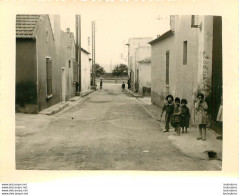 GUERRE D'ALGERIE CHERCHELL UNE RUE 1955  PHOTO  11.50 X 9 CM - Guerra, Militares