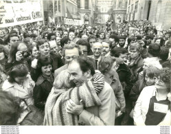 GEORGES MARCHAIS 04/1981 MEETING PARISIEN PHOTO 24 X 18 CM - Célébrités