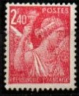 FRANCE   -  1944 .  Y&T N° 654 *. Légende Défectueuse + Point Dans Chignon  + Neige - Unused Stamps