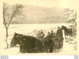 SECONDE GUERRE SOLDATS DE LA WEHRMACHT  TRAINEAU ATTELE DANS LA NEIGE  PHOTO ORIGINALE 10 X 7 CM - War, Military