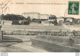 NEVERS INSTITUTION SAINT CYR PRISE DU CHEMIN DE FER - Nevers