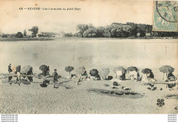 NEVERS LES LAVEUSES AU PETIT BAIN - Nevers