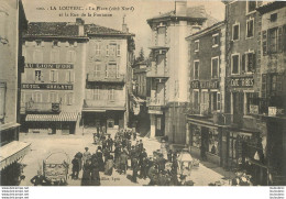 LA LOUVESC  LA PLACE ET LA RUE DE LA FONTAINE - La Louvesc