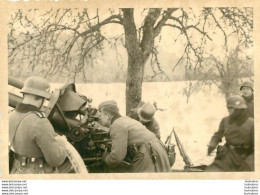 BELLE PHOTO ORIGINALE SOLDATS ALLEMANDS  CANON DANS LA NEIGE  FORMAT  10 X 7 CM B1 - War, Military