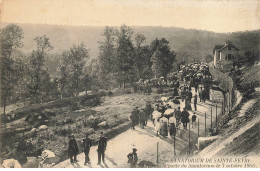 23 SAINT FEYRE AP#DC472 LA FOULE A LA PORTE DU  SANATORIUM EN OCTOBRE 1906 - Sonstige & Ohne Zuordnung