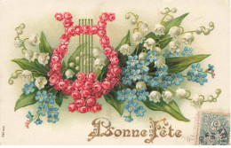 VOEUX  AO#AL000743 BONNE FETE COMPOSITION FLORAL AVEC UNE LYRE EN PIVOINE ET DES BLEUETS ET MUGUETS - Año Nuevo