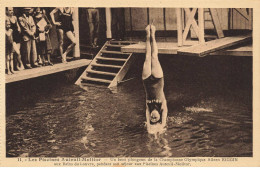 75016 PARIS #FG55406 NATATION CHAMPIONNE OLYMPIQUE AILEEN RIGGIN AUX BAINS DU LOUVRE AUTEUIL - Arrondissement: 16