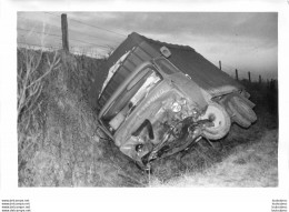 PHOTO ORIGINALE ACCIDENT CAMION 13 X 9 CM - Automobiles