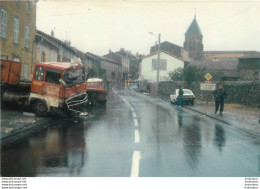 PHOTO ORIGINALE ACCIDENT 1986 SAINT GEORGES D'AURAC  CAMION 11 X 7.50 CM - Auto's