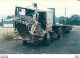 PHOTO ORIGINALE ACCIDENT 1986  CAMION 11 X 7.50 CM - Automobiles