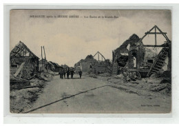 80 MEAULTE #14759 APRES LA GRANDE GUERRE LES ECOLES ET LA GRANDE RUE RUINES - Meaulte