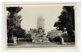 59 MERVILLE LE MONUMENT AUX MORTS N°21 - Merville