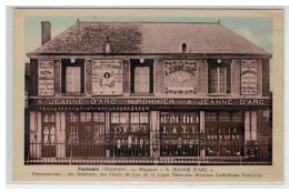 53 PONTMAIN MAGASIN A JEANNE D ARC PROPRIETAIRE POMMIER - Pontmain