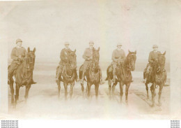 GROUPE DE SOLDATS A CHEVAL PHOTO ORIGINALE  8 X 5.50 CM - Guerra, Militares