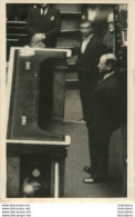 DALADIER A LA CHAMBRE DES DEPUTES LE PRESIDENT DU CONSEIL A LA TRIBUNE 1934 PHOTO DE PRESSE 15X10CM - Famous People