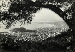 06 - Nice - Vue Générale Et La Baie Des Anges - Carte Dentelée - CPSM Grand Format - Voir Scans Recto-Verso - Cartas Panorámicas