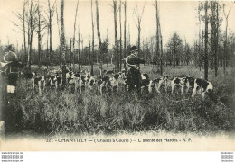 CHASSE A COURRE CHANTILLY L'ATTENTE DES HARDES 1930 - Hunting