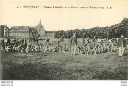 CHASSE A COURRE CHANTILLY LA MEUTE PARTANT AU RENDEZ VOUS  1930 - Chasse