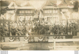 CARTE PHOTO SOLDATS ALLEMANDS  PENDANT UN CONCERT - Guerra 1914-18