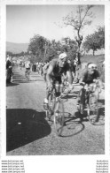 COURSE CYCLISTE 1967  LES ABRETS  ET ALENTOURS ISERE PHOTO ORIGINALE FAURE LES ABRETS  11 X 8 CM R31 - Radsport